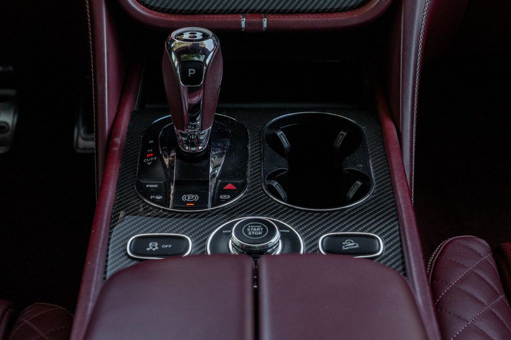 2019 Bentley Bentayga V8 photo 20