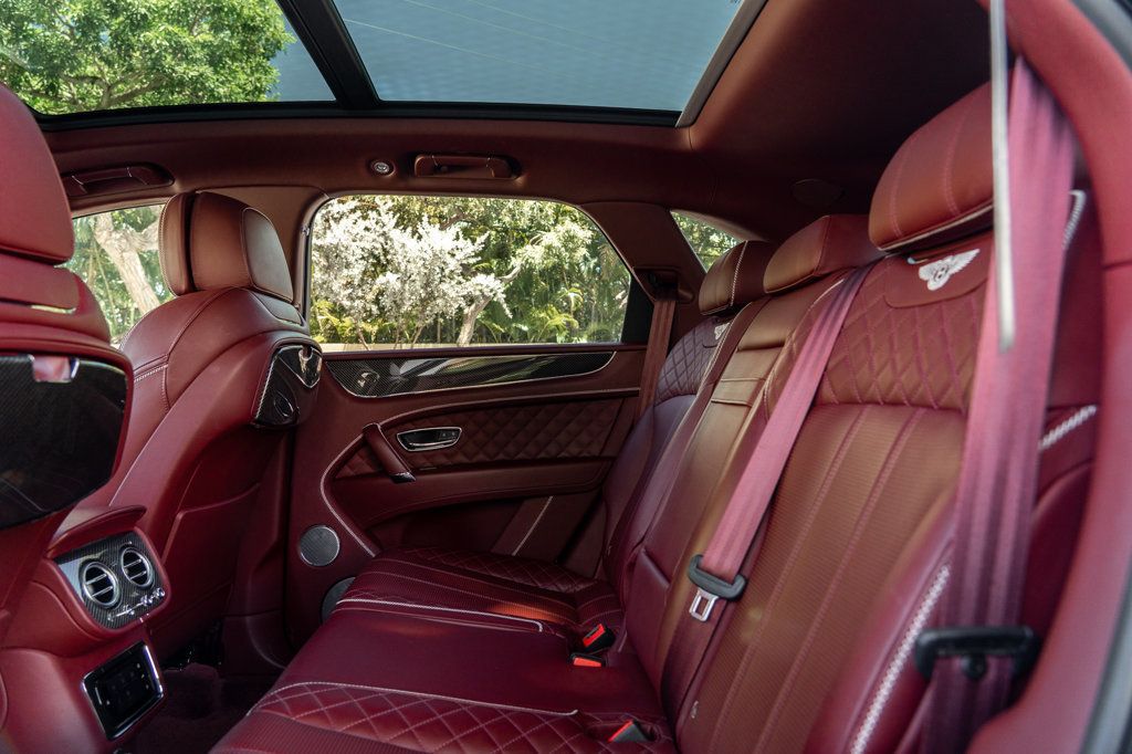 2019 Bentley Bentayga V8 photo 23