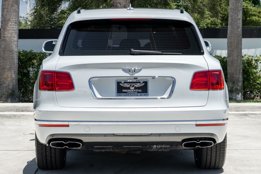 2019 Bentley Bentayga V8 photo 6