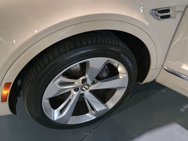 2019 Bentley Bentayga V8 AWD 1 Owner Clean Carfax - 23028482 - 48