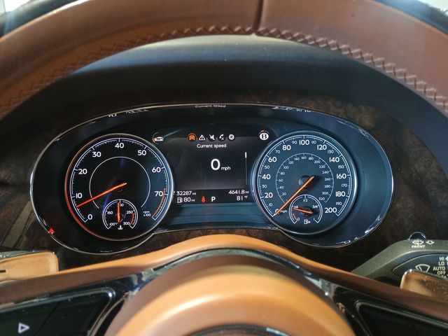2019 Bentley Bentayga V8 AWD 1 Owner Clean Carfax Mulliner - 22950805 - 17