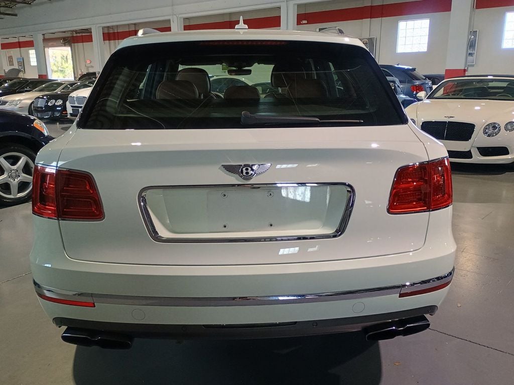 2019 Bentley Bentayga V8 AWD 1 Owner Clean Carfax Mulliner - 22950805 - 3