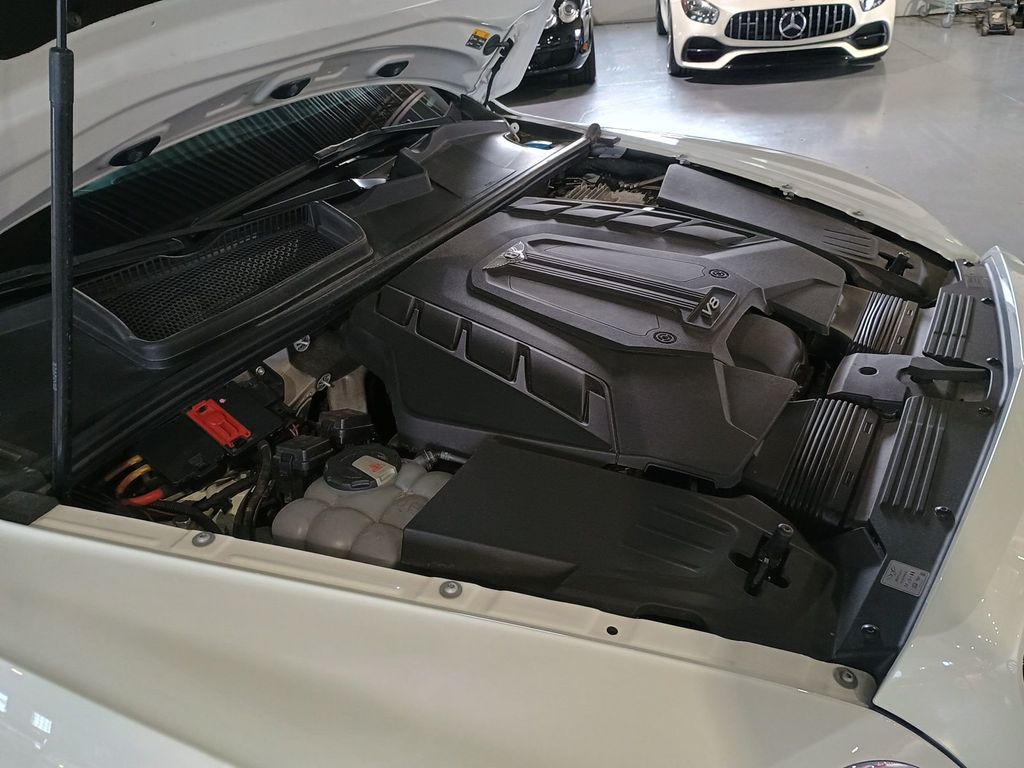 2019 Bentley Bentayga V8 AWD Clean AutoCheck Florida SUV - 23018228 - 43