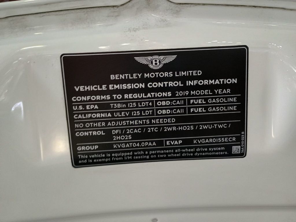 2019 Bentley Bentayga V8 AWD Clean AutoCheck Florida SUV - 23018228 - 46