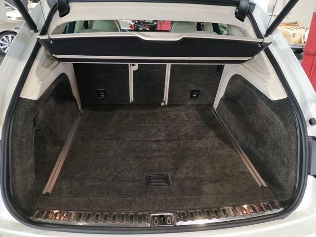 2019 Bentley Bentayga V8 AWD Clean AutoCheck Florida SUV - 23018228 - 49