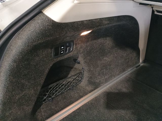 2019 Bentley Bentayga V8 AWD Clean AutoCheck Florida SUV - 23018228 - 50