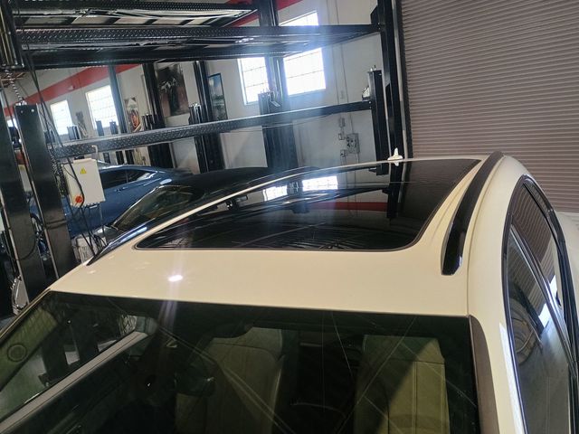 2019 Bentley Bentayga V8 AWD Clean Carfax Florida SUV - 22966127 - 9