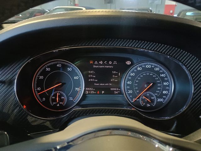2019 Bentley Bentayga V8 AWD Clean Carfax Florida SUV - 22966127 - 18