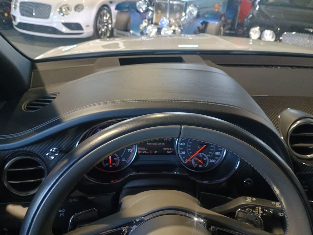 2019 Bentley Bentayga V8 AWD Clean Carfax Florida SUV - 22966127 - 19