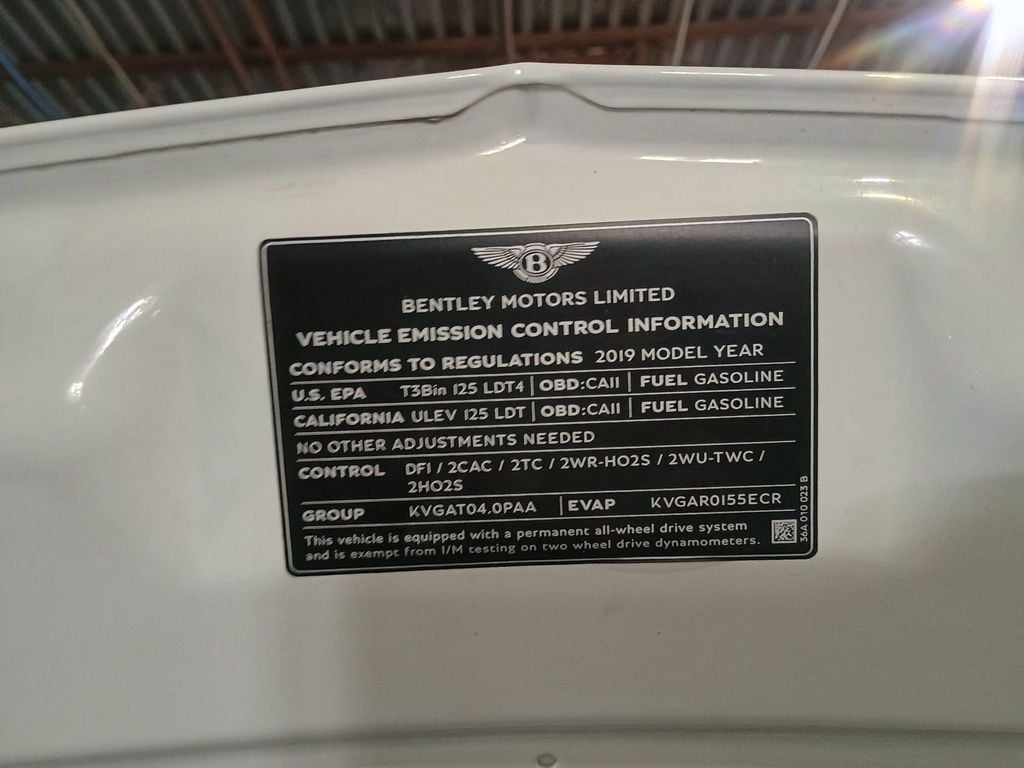 2019 Bentley Bentayga V8 AWD Clean Carfax Florida SUV - 22966127 - 43