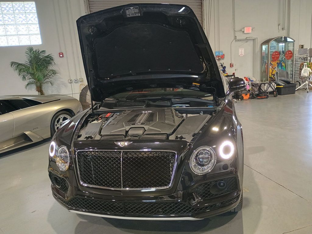 2019 Bentley Bentayga V8 AWD Florida SUV - 23039106 - 37
