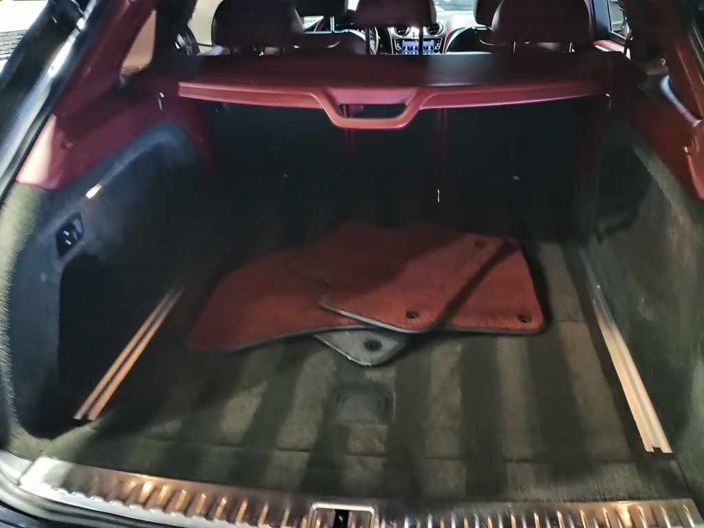 2019 Bentley Bentayga V8 AWD Florida SUV - 23039106 - 40