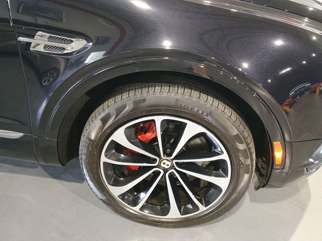 2019 Bentley Bentayga V8 AWD Florida SUV - 23039106 - 44