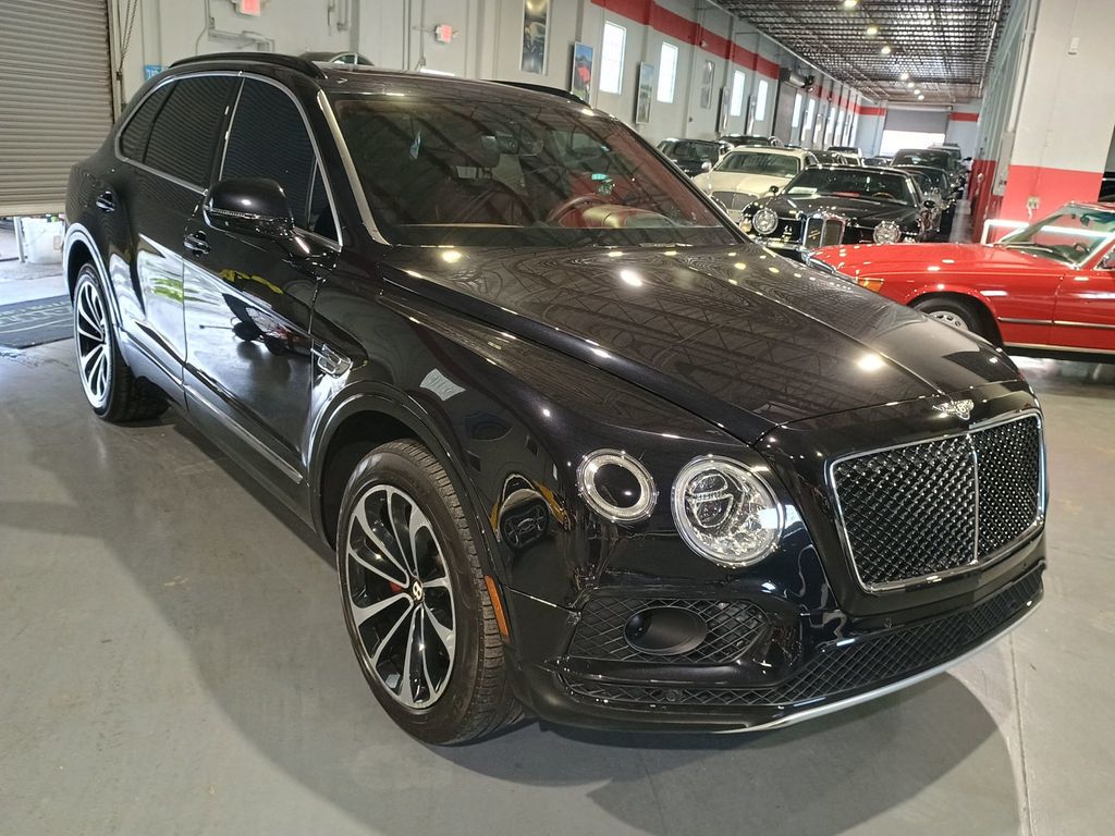 2019 Bentley Bentayga V8 AWD Florida SUV - 23039106 - 6