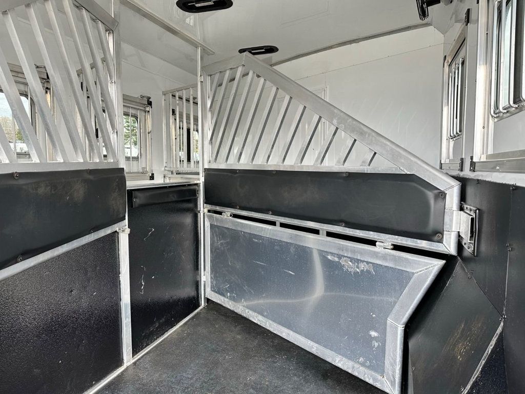 2019 Bison 3H 18 Foot Super Slide Living Quarters  - 21863716 - 5