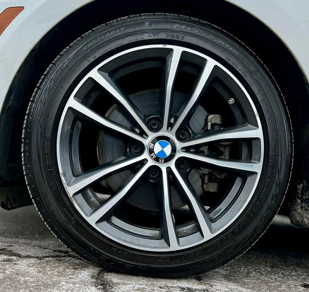 2019 BMW 2 Series 230i xDrive - 22976315 - 30