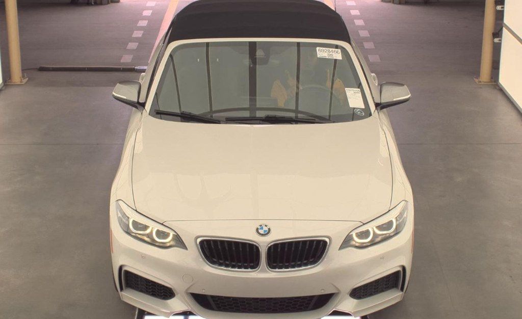 2019 BMW 2 Series Premium Package! M SPORT PAK! DIGITAL CLUSTER! BLUE BRAKES CLEAN - 23027298 - 1