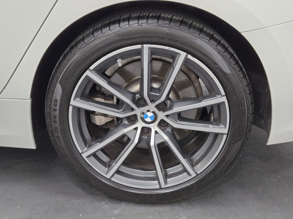 2019 BMW 3 Series 330i - 22929939 - 5