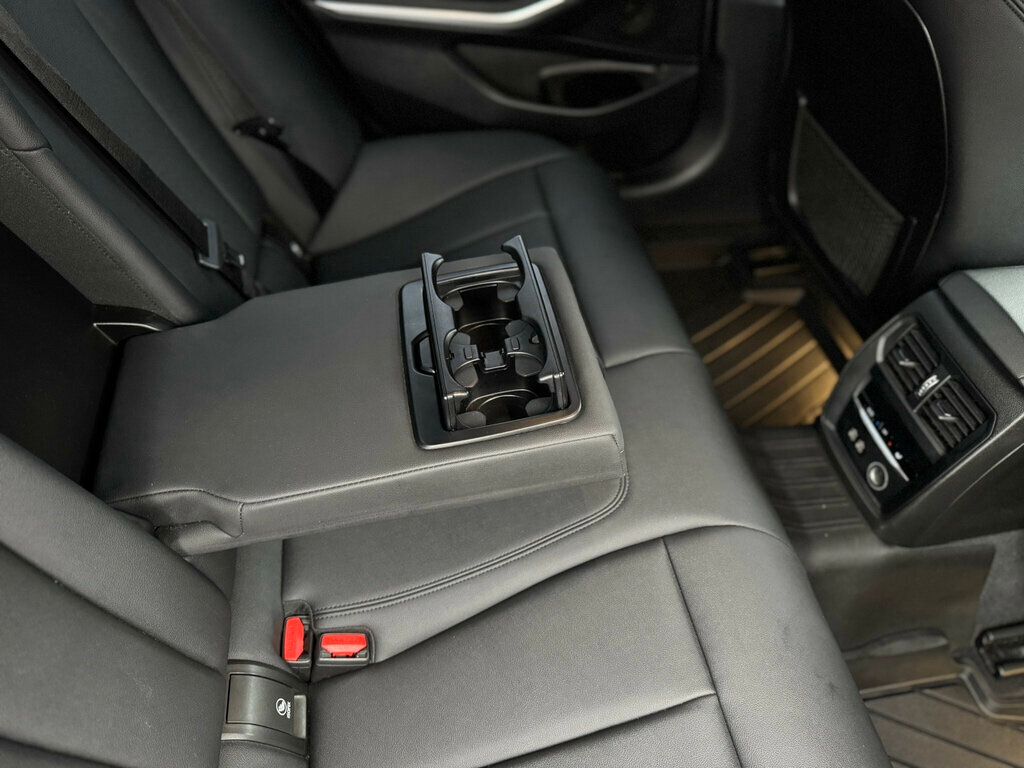 2019 BMW 3 Series 330i - 22940197 - 18