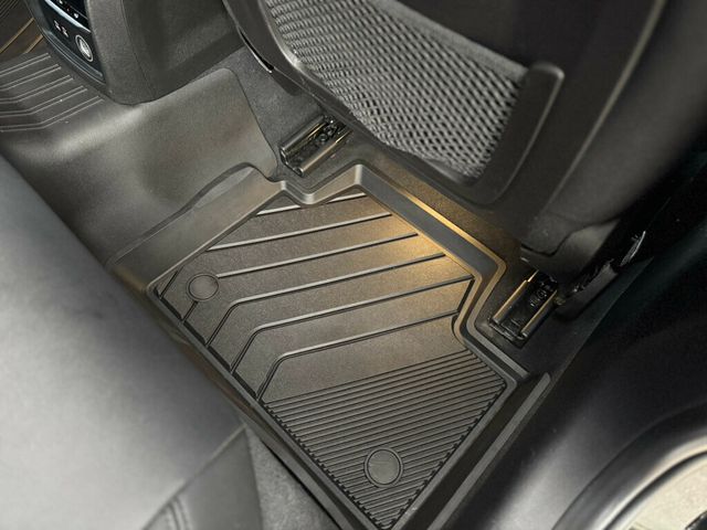 2019 BMW 3 Series 330i - 22940197 - 19