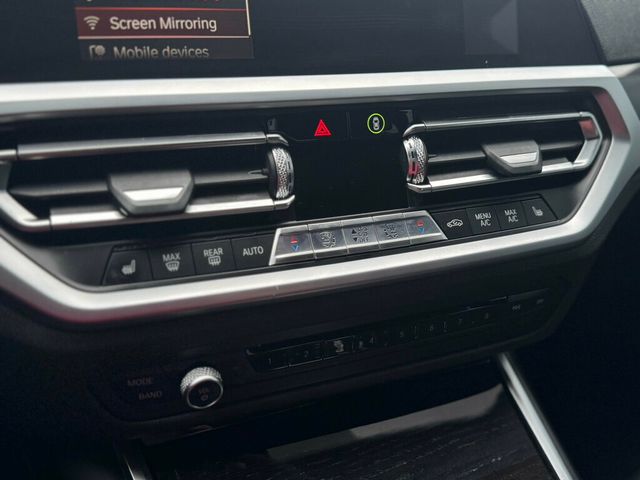 2019 BMW 3 Series 330i - 22940197 - 40