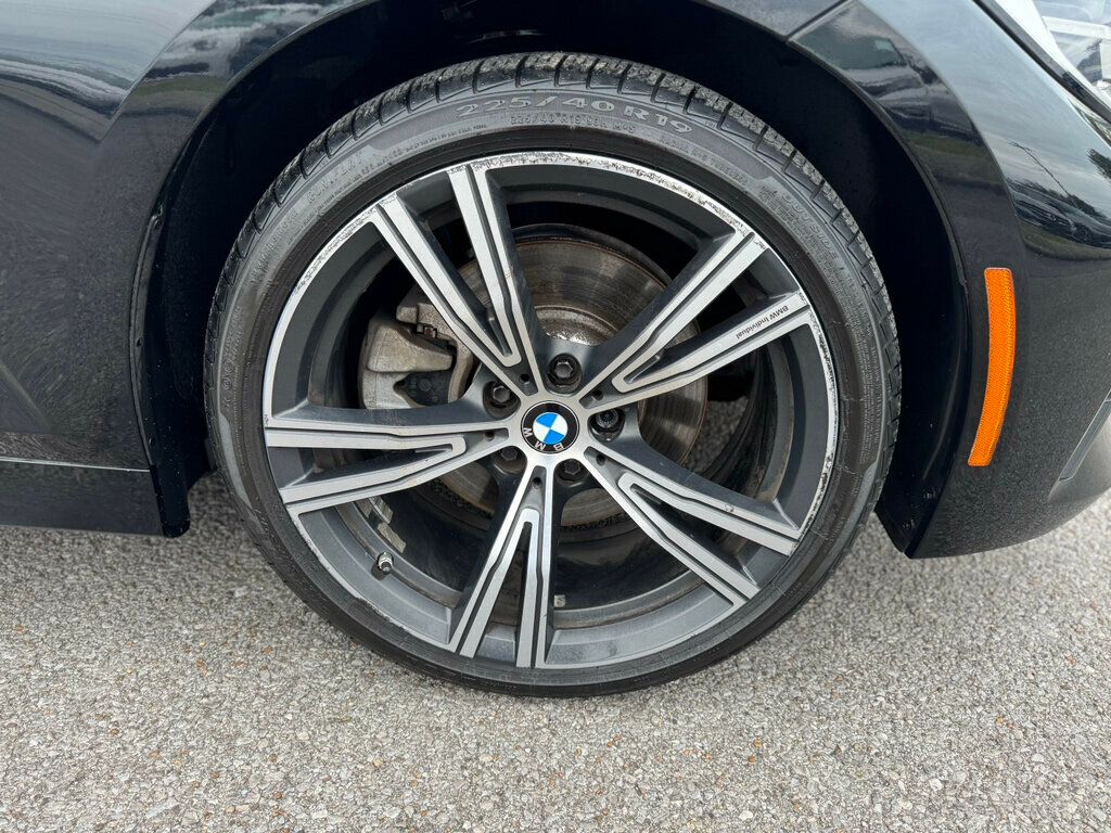 2019 BMW 3 Series 330i - 22940197 - 51