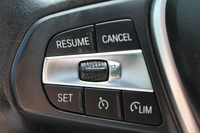 2019 BMW 3 Series 330i - 22928943 - 30