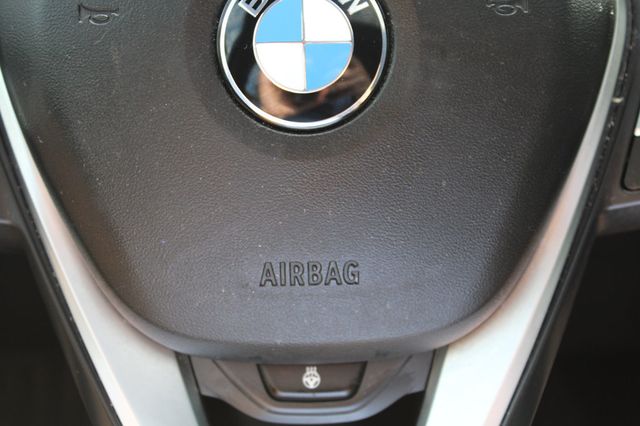 2019 BMW 3 Series 330i - 22928943 - 31