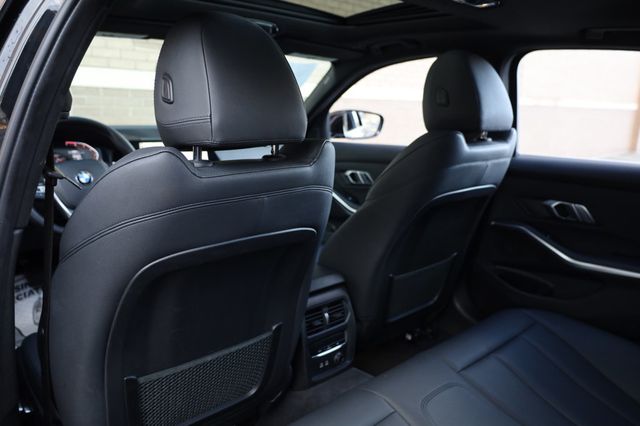 2019 BMW 3 Series 330i - 22972437 - 16
