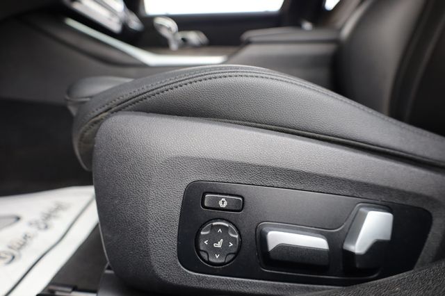 2019 BMW 3 Series 330i - 22972438 - 16