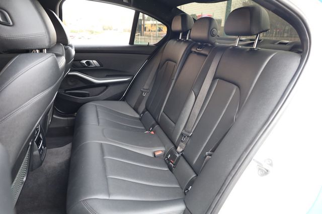 2019 BMW 3 Series 330i - 22972438 - 20