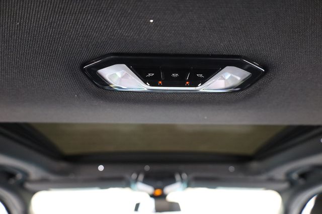 2019 BMW 3 Series 330i - 22972438 - 37