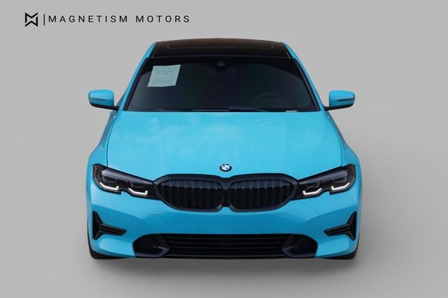 2019 BMW 3 Series 330i - 22972438 - 4