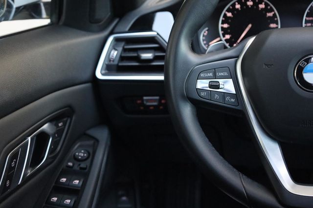 2019 BMW 3 Series 330i - 23015939 - 32