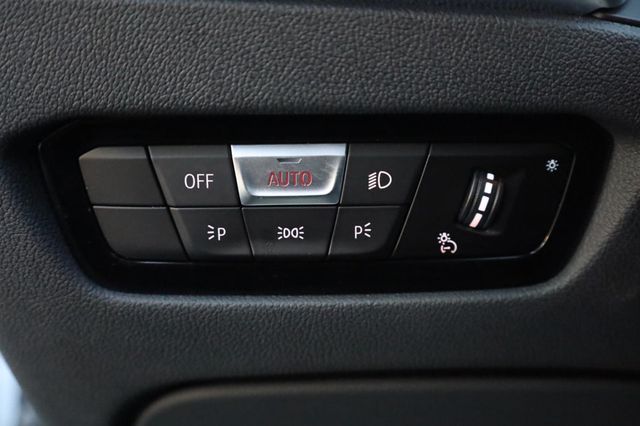 2019 BMW 3 Series 330i - 23015939 - 36