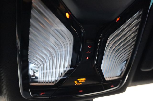 2019 BMW 3 Series 330i - 23015939 - 38