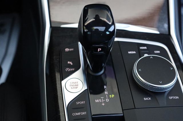 2019 BMW 3 Series 330i - 23015939 - 46