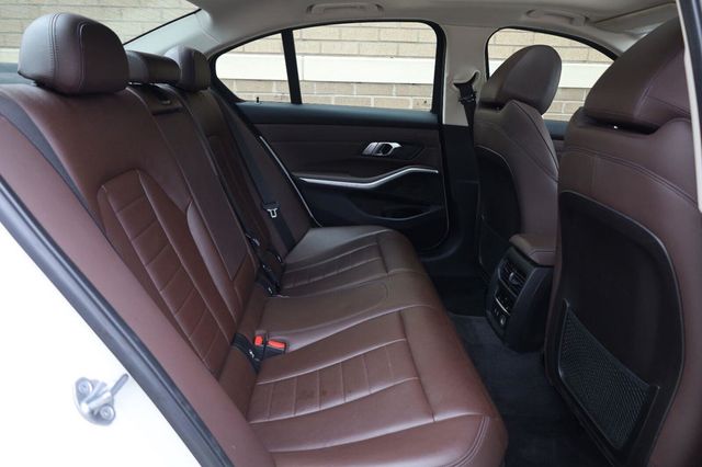 2019 BMW 3 Series 330i - 23093849 - 24
