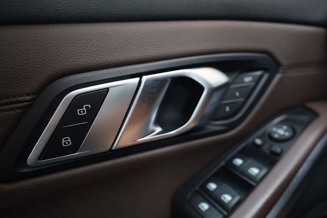 2019 BMW 3 Series 330i - 23093849 - 33