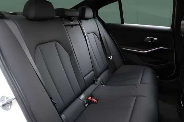 2019 BMW 3 Series 330i - 23038547 - 18
