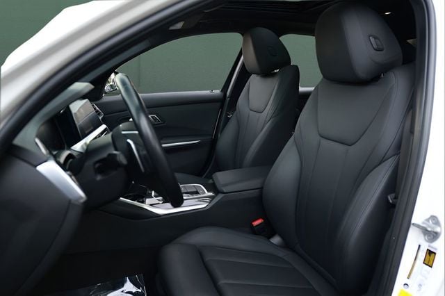 2019 BMW 3 Series 330i - 23038547 - 1