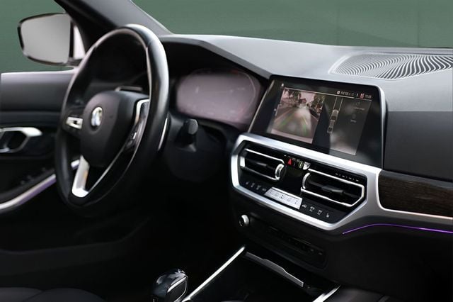 2019 BMW 3 Series 330i - 23038547 - 22