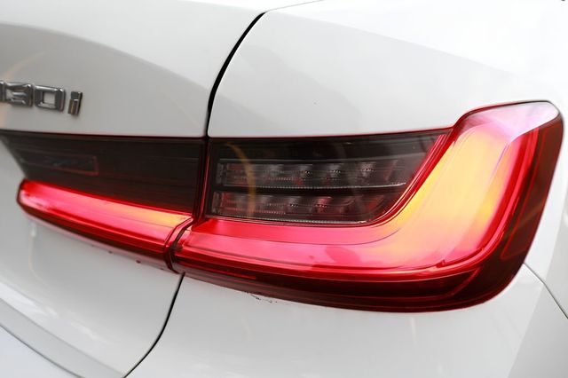 2019 BMW 3 Series 330i - 23038547 - 25