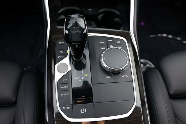 2019 BMW 3 Series 330i - 23038547 - 40