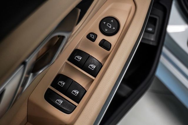 2019 BMW 3 Series 330i - 23045878 - 21