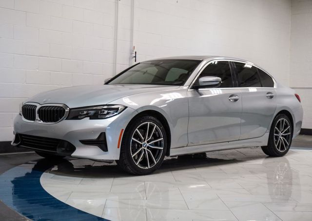 2019 BMW 3 Series 330i - 23045878 - 3