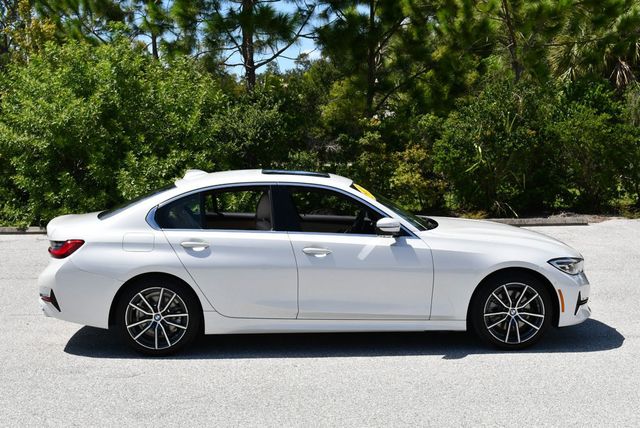 2019 BMW 3 Series 330i Sedan W/Luxury and Convenience Packages - 23072047 - 31