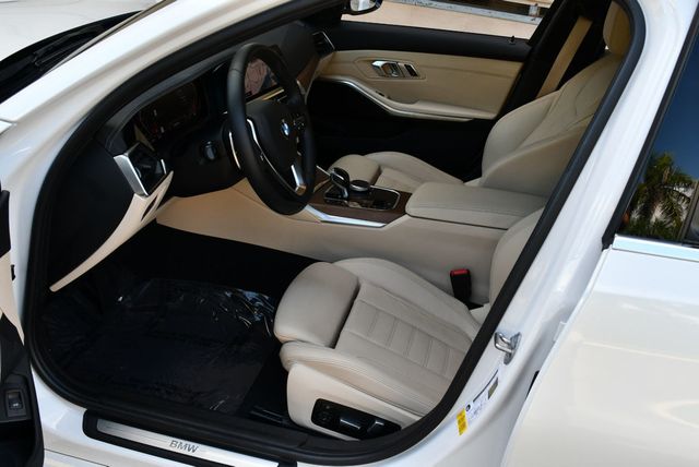 2019 BMW 3 Series 330i Sedan W/Luxury and Convenience Packages - 23072047 - 36