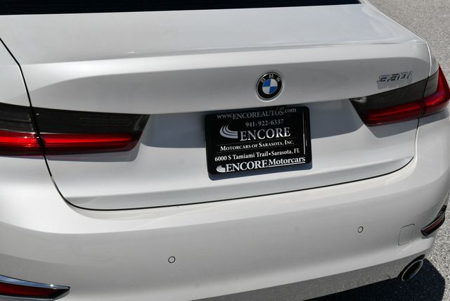 2019 BMW 3 Series 330i Sedan W/Luxury and Convenience Packages - 23072047 - 8