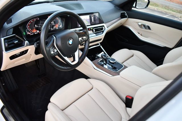 2019 BMW 3 Series 330i xDrive - 21825150 - 32